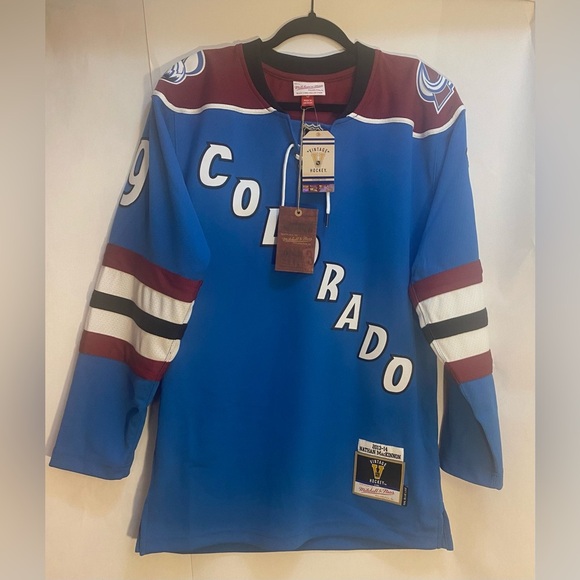 NWT Mitchell Ness NHL Nathan MacKinnon Colorado Avalanche Hockey Jersey Small - Picture 2 of 13